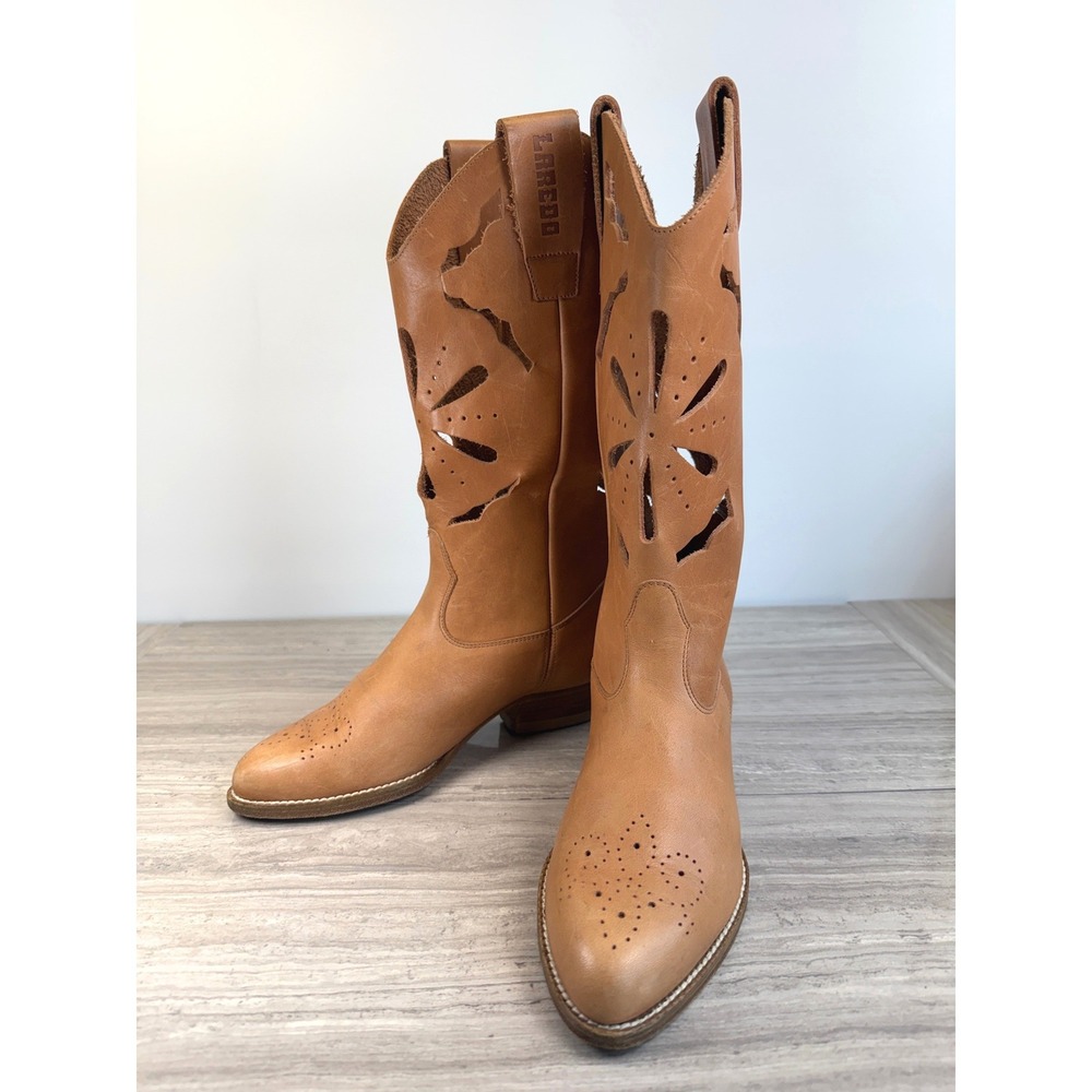Laredo Cowboy Boots Tan Leather Flower Cutouts Western Boho Country Womens 7.5